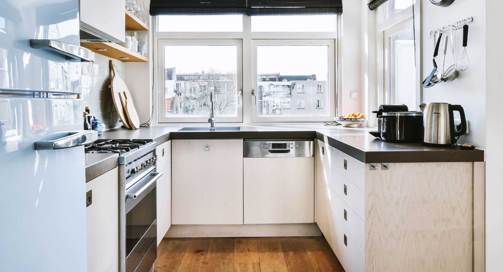 Jak zaprojektować małą kuchnię? 7 rzeczy, o których musisz pamiętać