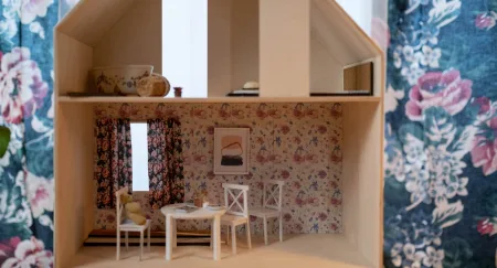 Meble dla lalek DIY. Kreatywny przewodnik krok po kroku
